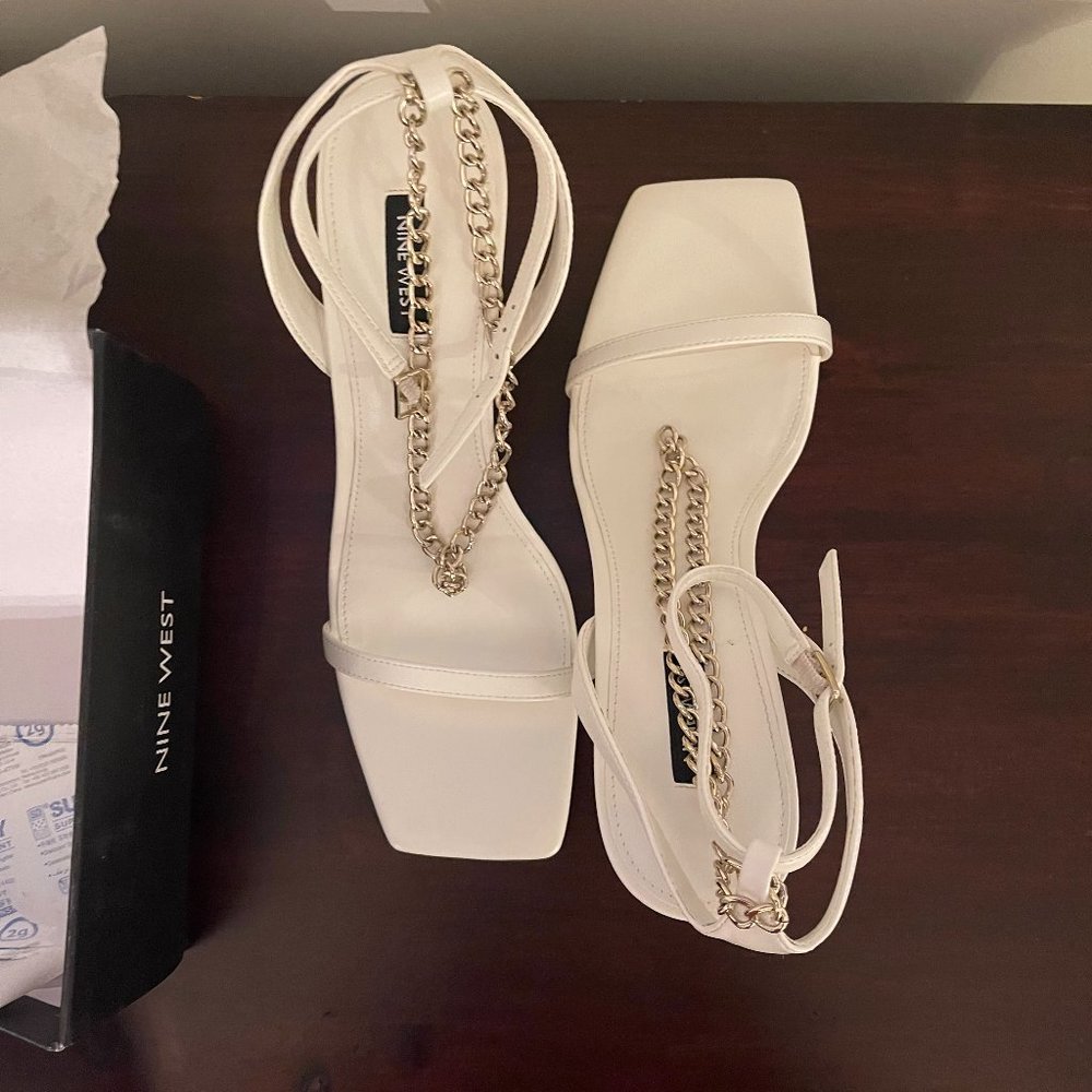 NINE WEST SIZE 10.5 TALL WHITE 3 INCH HEEL